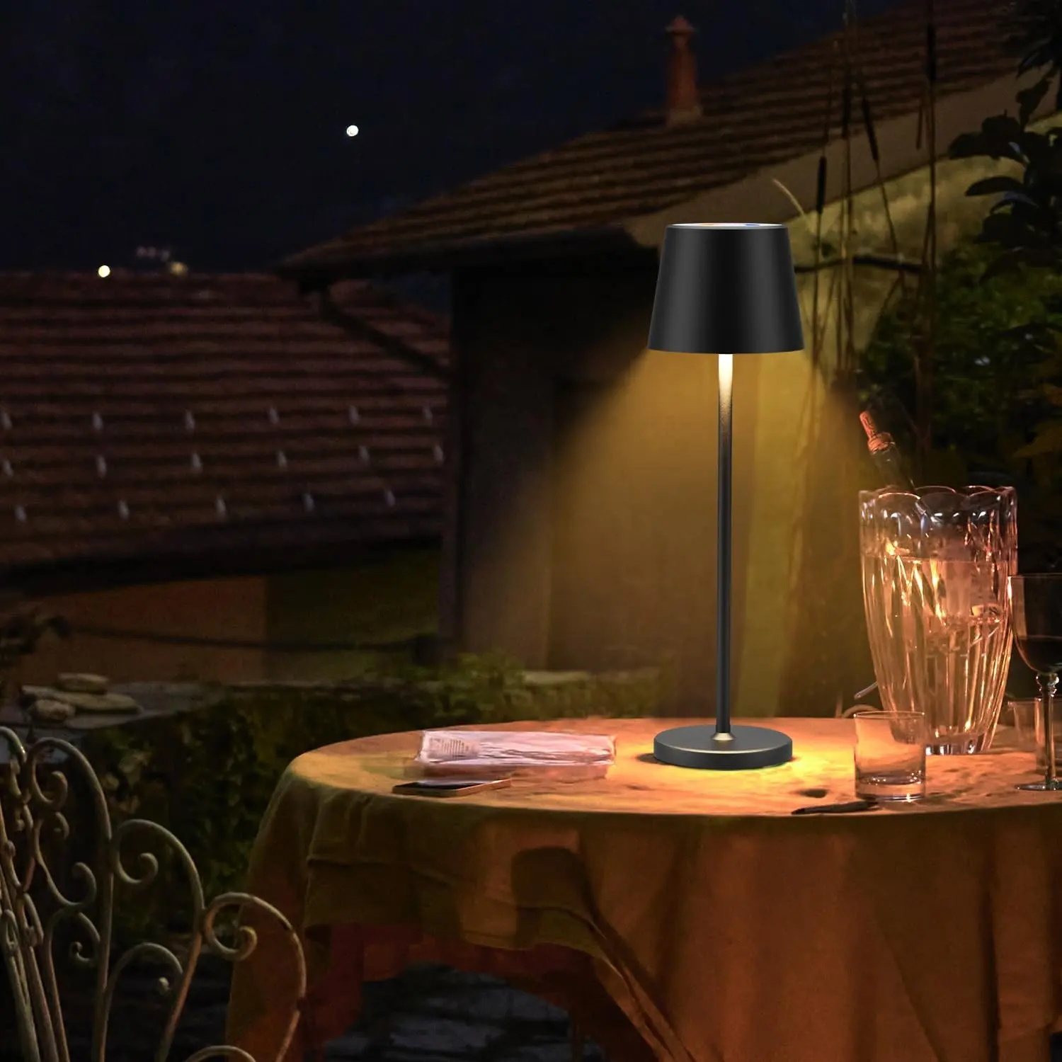 Factory Wholesales 5200mAH Battery Table Lamp Aluminium Dimmable Bedside Led Table Lamp With RGB Night Light