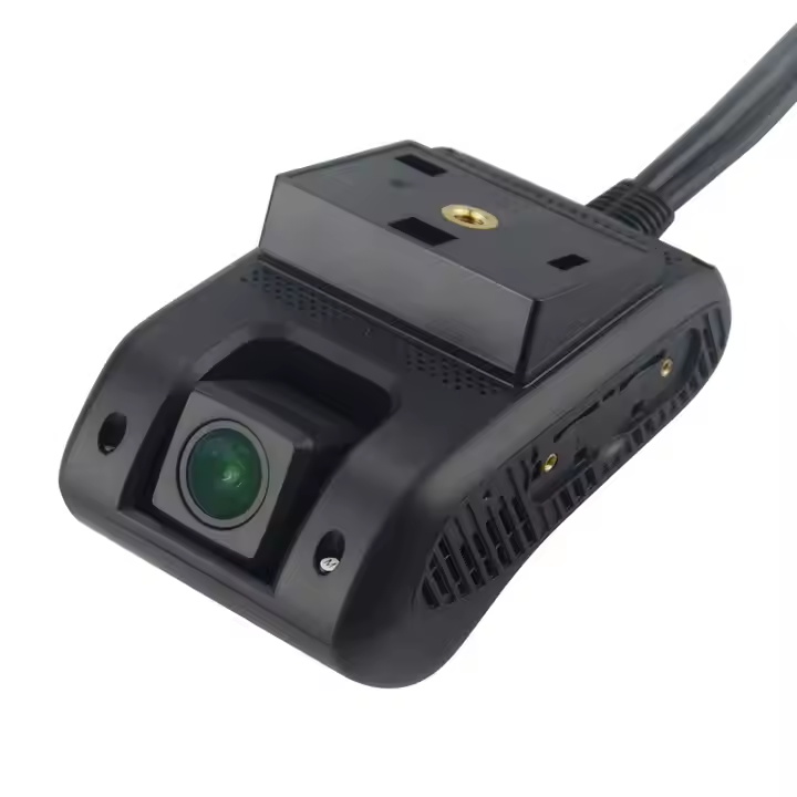 Smart Mini Locator USB Car Charger Tracker SPY GPS Real Time GSM GPRS Vehicle Tracking   3G Car D