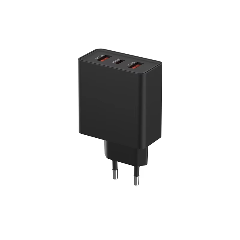 Europe Black & White 30W USB A & Type-C PD charger for iPhone, Tablet, Smart Watch with All Certifications